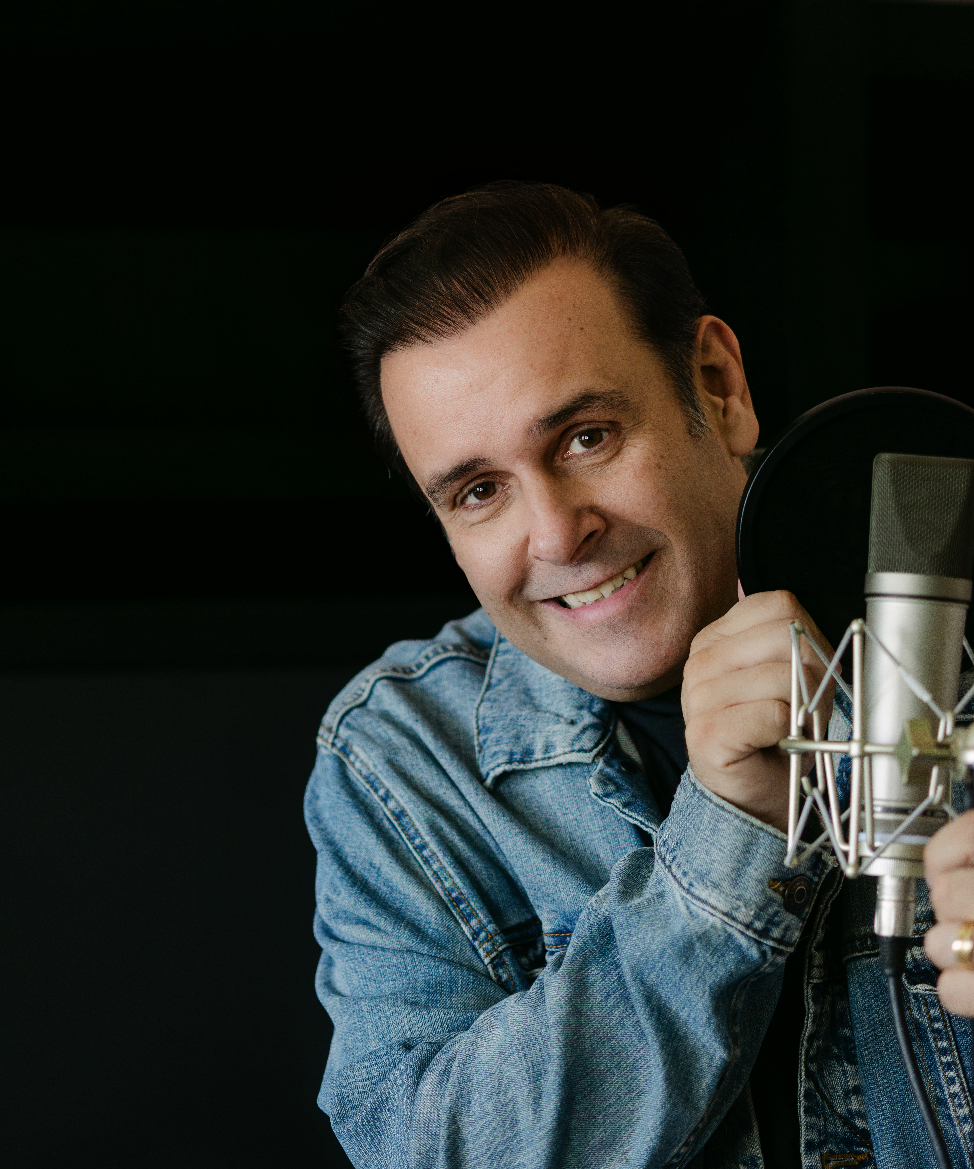 Gilson Nery, professor de canto em São Paulo e online